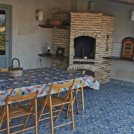 Estate In Campagna Holiday home *